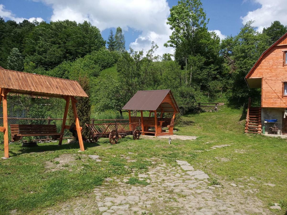 Верховинський Котедж Bukovets Buitenkant foto